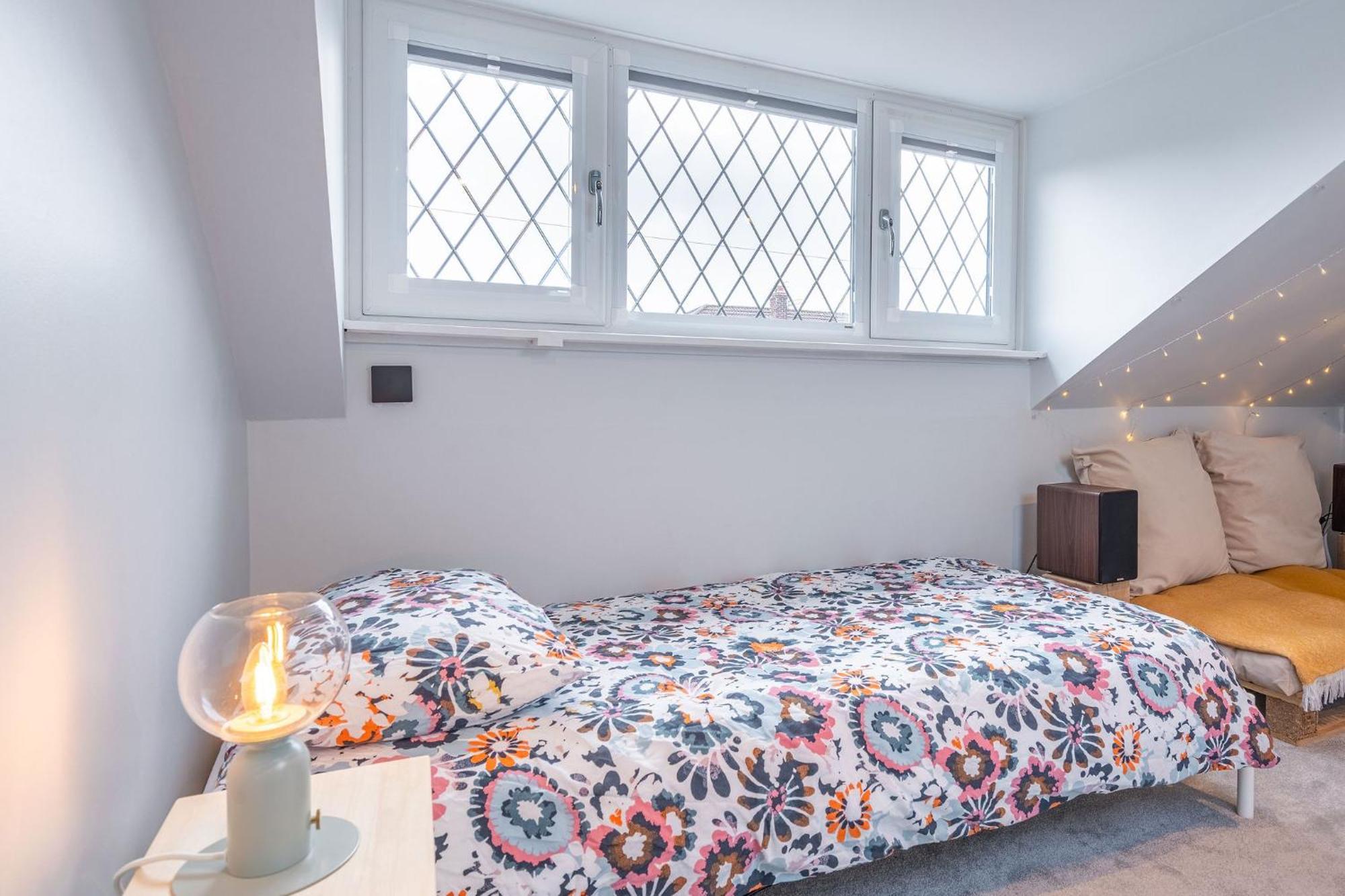 Nature Inspired Bungalow With 3 Rooms - 10 Mins From Manchester Airport Timperley Exterior foto
